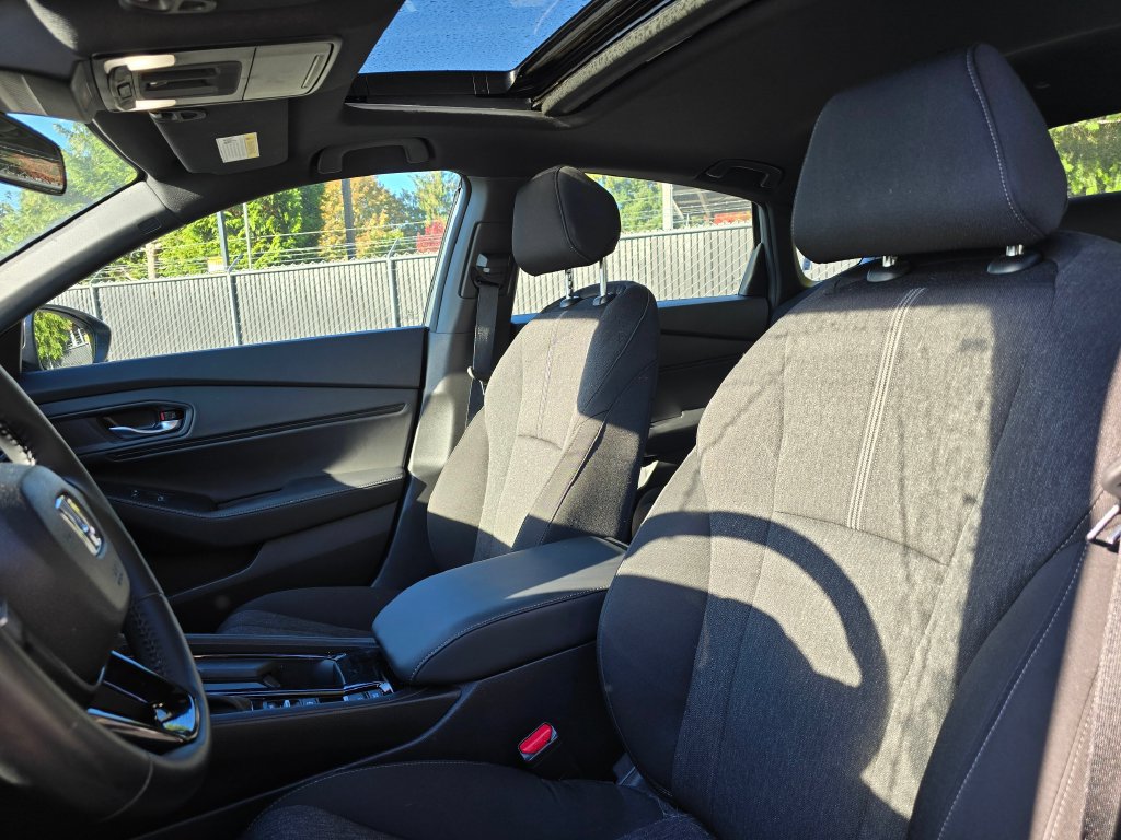 Used 2025 Honda Accord Sport image 4