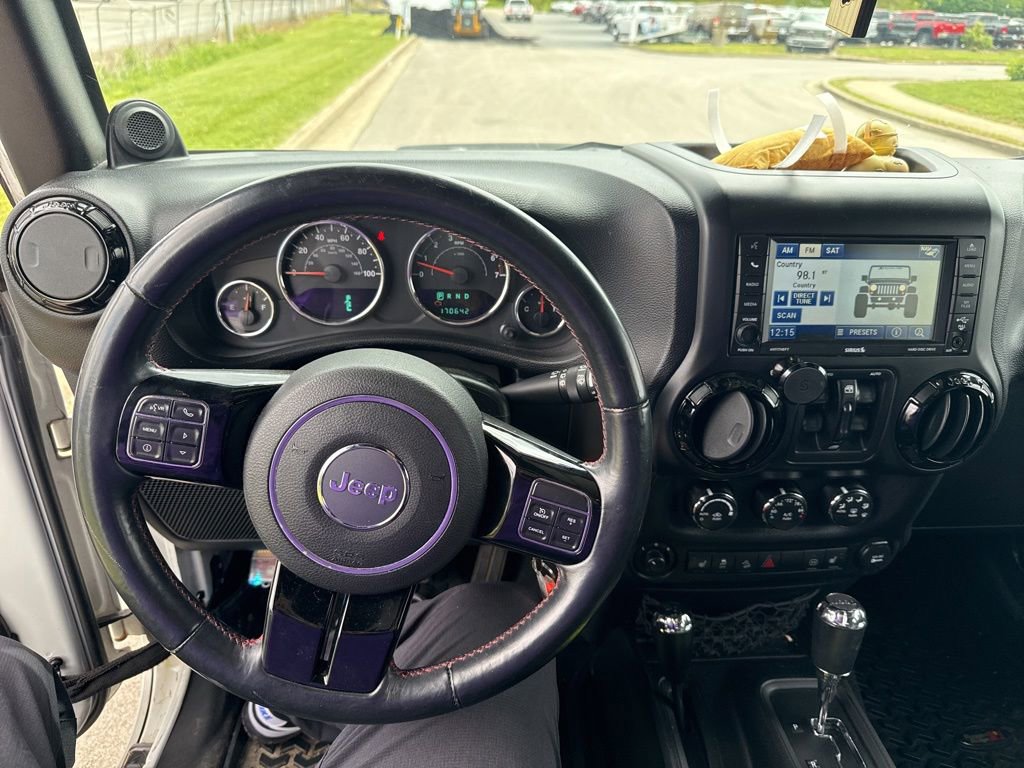 Used 2012 Jeep Wrangler Unlimited Sahara AWD/4WD image 7