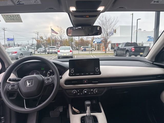 Certified 2023 Honda HR-V LX image 14