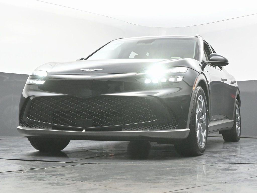 Used 2024 Genesis GV60 RWD image 53