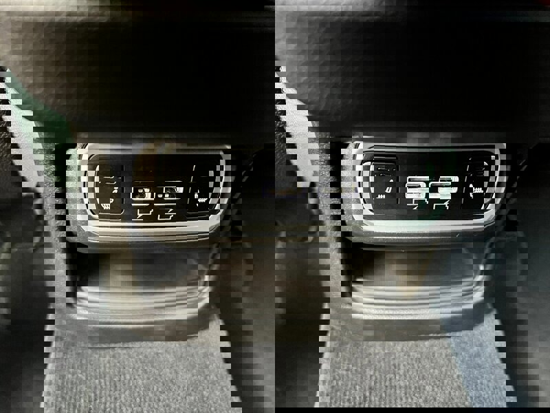 Used 2023 Alfa Romeo Stelvio Ti image 24