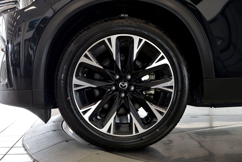 Certified 2024 MAZDA CX-90 Plug-In Hybrid w/ Premium Pkg AWD/4WD image 10