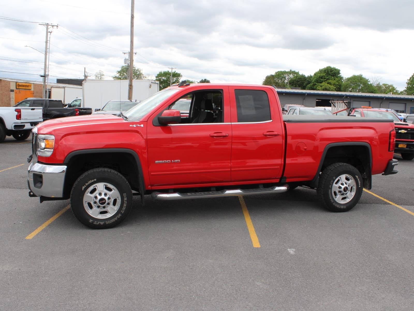 Used 2017 GMC Sierra 2500 SLE w/ SLE Convenience Package AWD/4WD image 5
