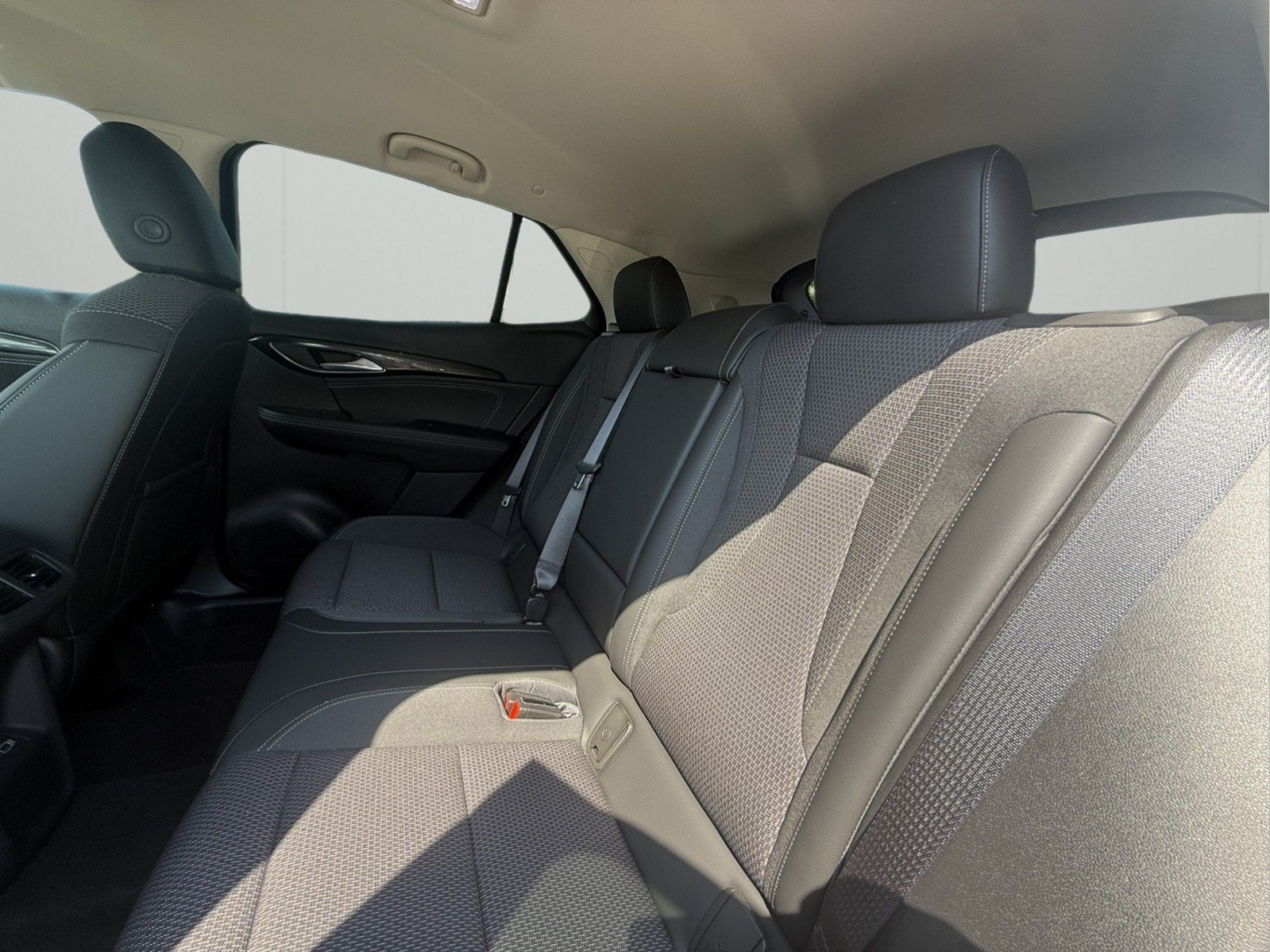 Used 2021 Buick Envision Preferred FWD image 28