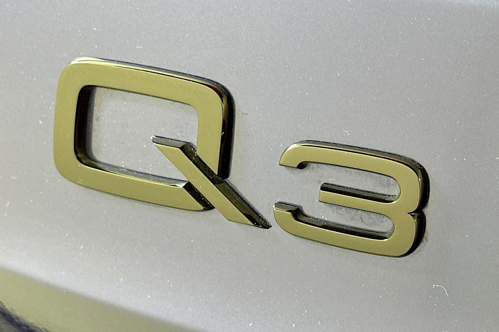 Used 2023 Audi Q3 2.0T Premium Plus w/ Premium Plus Package AWD/4WD image 10