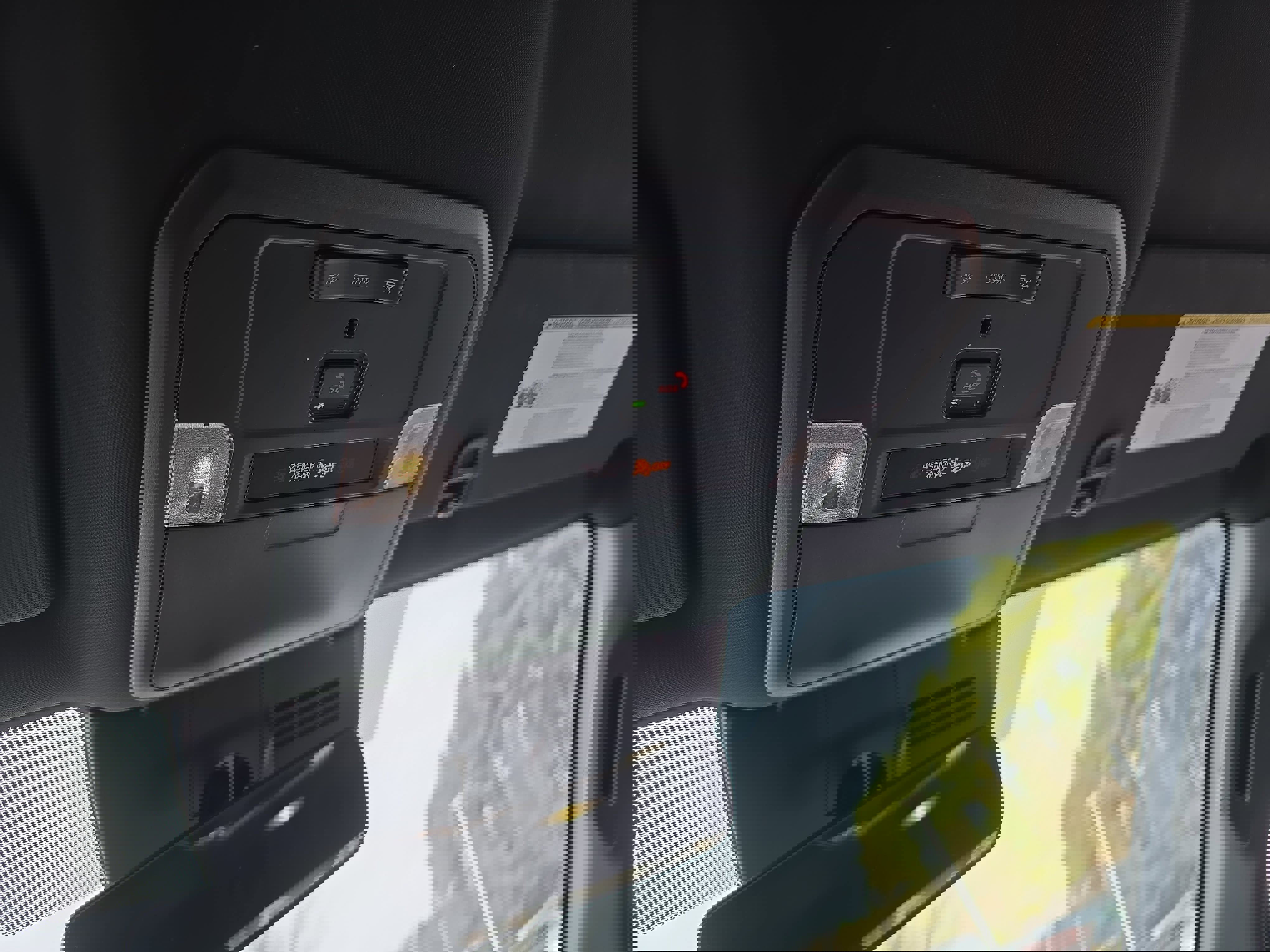 Used 2025 Toyota Tacoma TRD Sport image 28