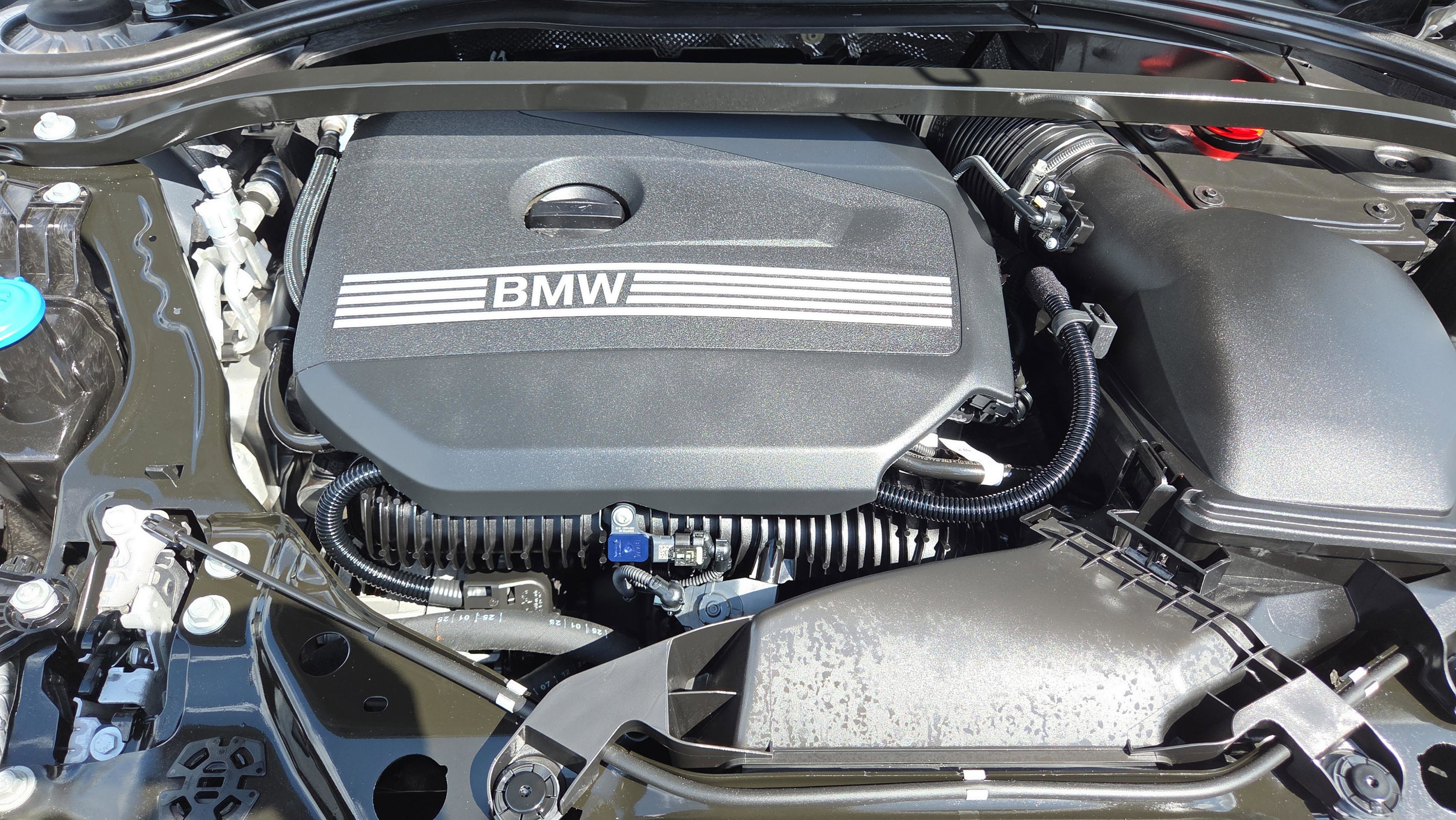 Certified 2025 BMW 228i xDrive 228 xDrive w/ Technology Package image 24