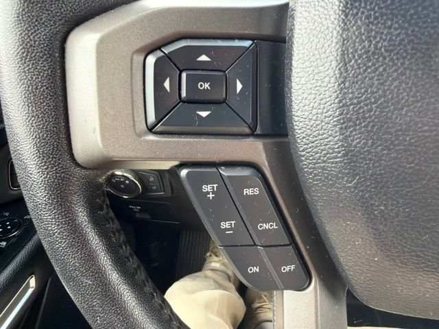 Used 2020 Ford Expedition XLT w/ Equipment Group 202A AWD/4WD image 55