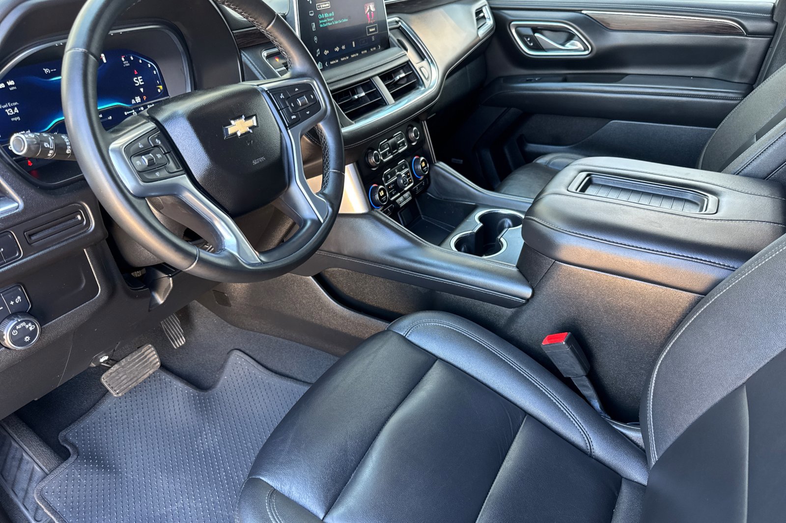 Used 2024 Chevrolet Tahoe LT image 11
