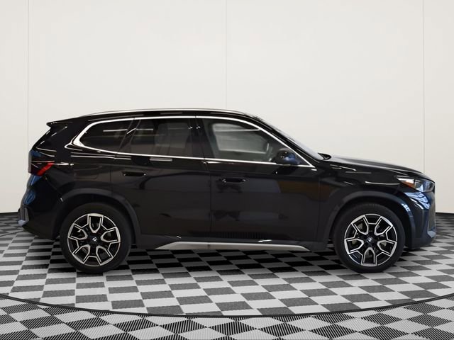 Used 2025 BMW X1 xDrive28i AWD/4WD image 2