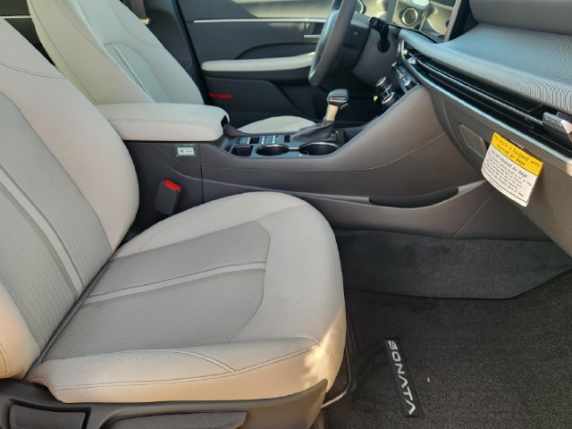 New 2026 Hyundai Sonata SE FWD image 15