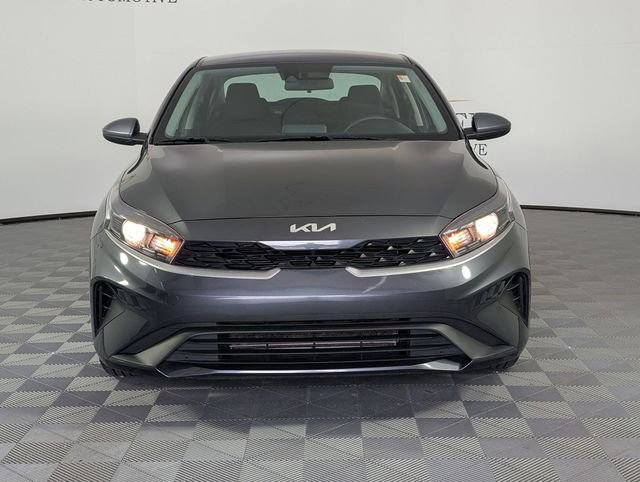 Used 2024 Kia Forte LXS image 3