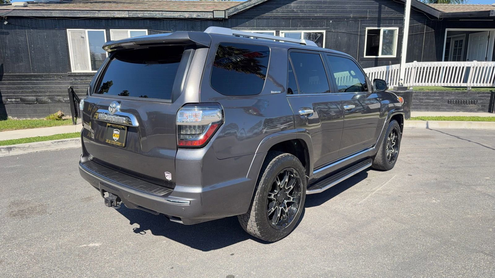 Used 2014 Toyota 4Runner Limited image 10