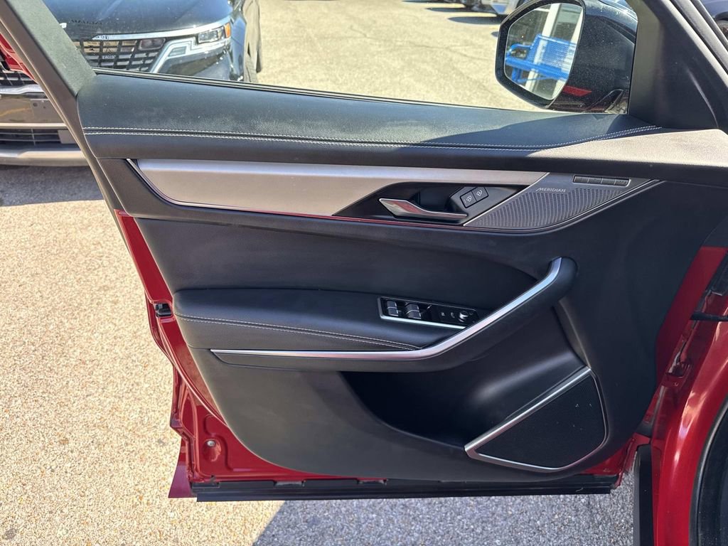 Used 2024 Jaguar F-PACE R-Dynamic S image 20