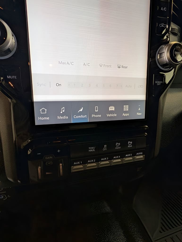 New 2026 RAM 2500 Tradesman AWD/4WD image 11