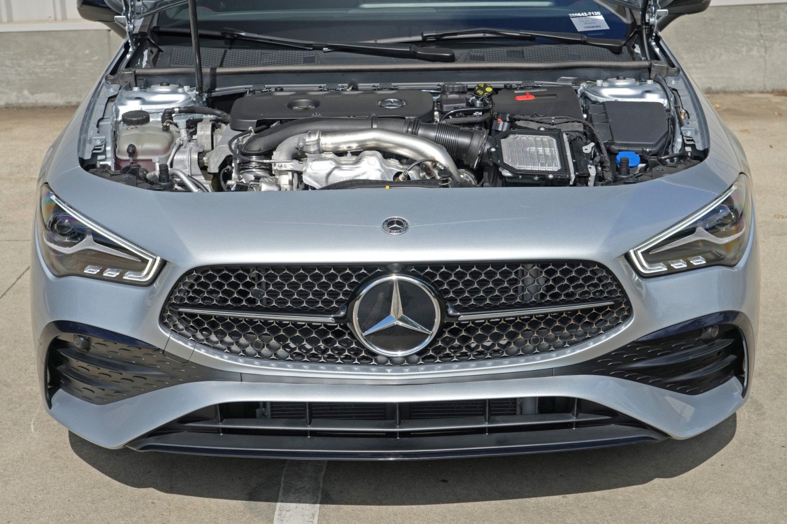 Used 2025 Mercedes-Benz CLA 250 image 8