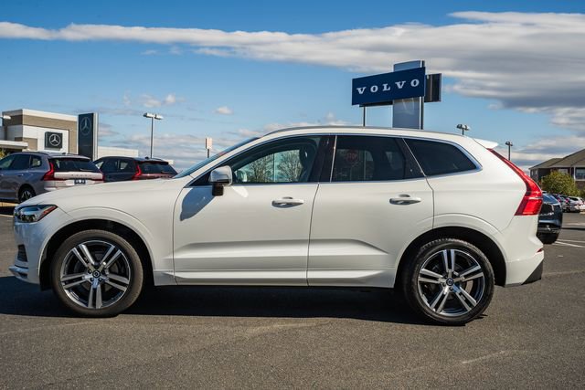 Used 2021 Volvo XC60 T5 Momentum w/ Advanced Package image 4