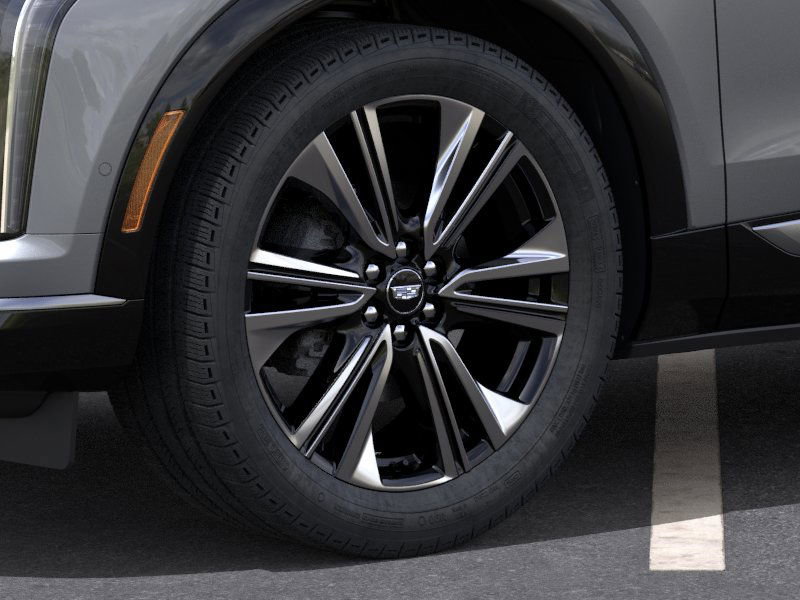New 2026 Cadillac Optiq Luxury 2 image 9