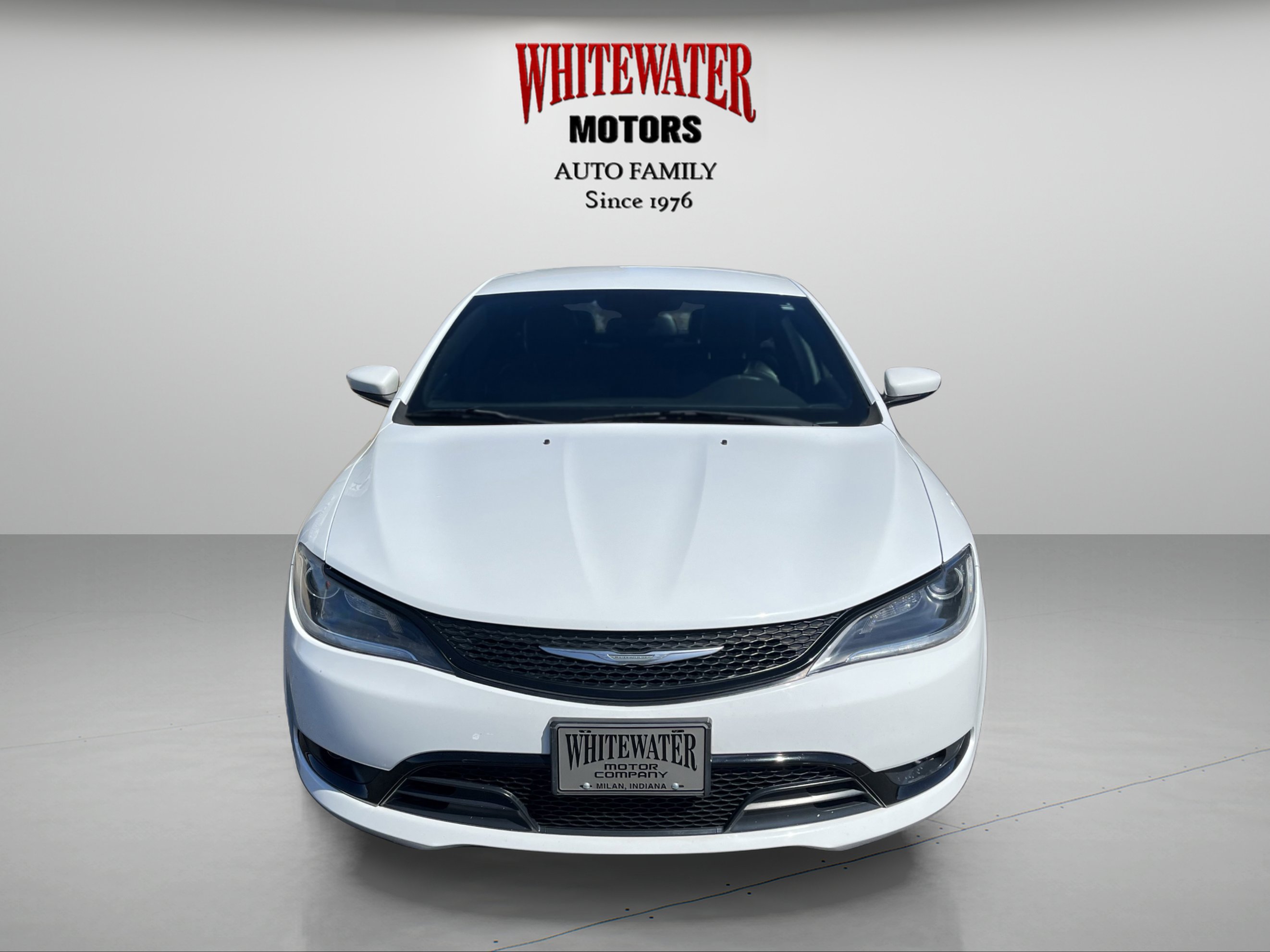 Used 2016 Chrysler 200 S w/ Comfort Group image 8