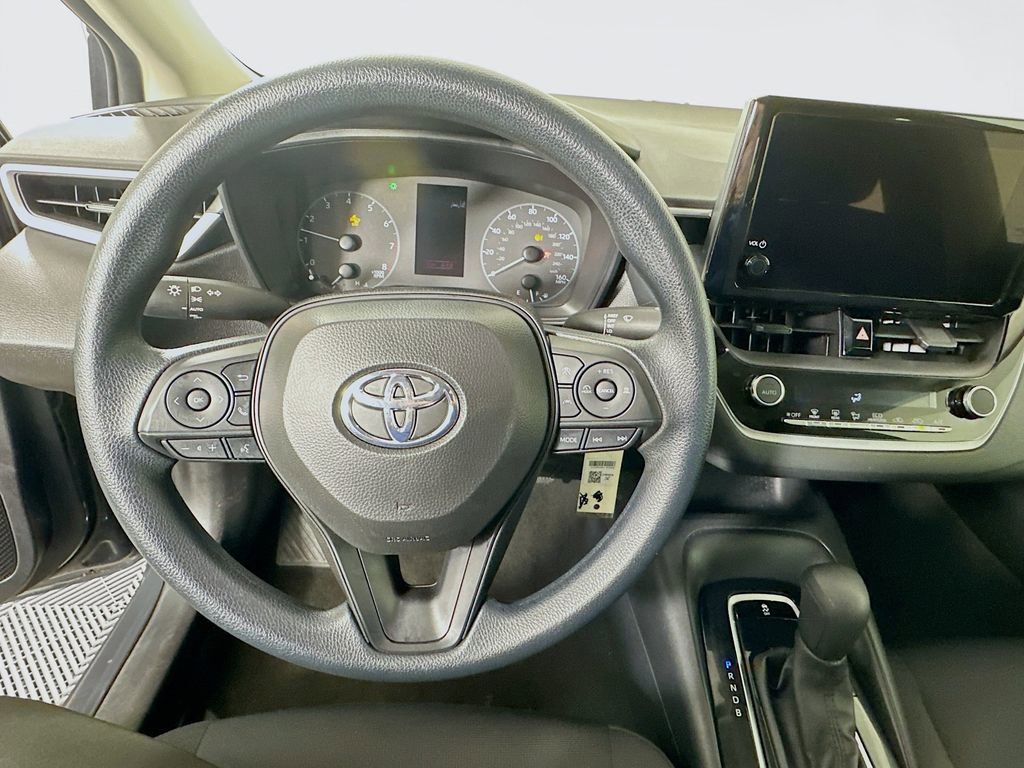 Used 2024 Toyota Corolla LE image 11