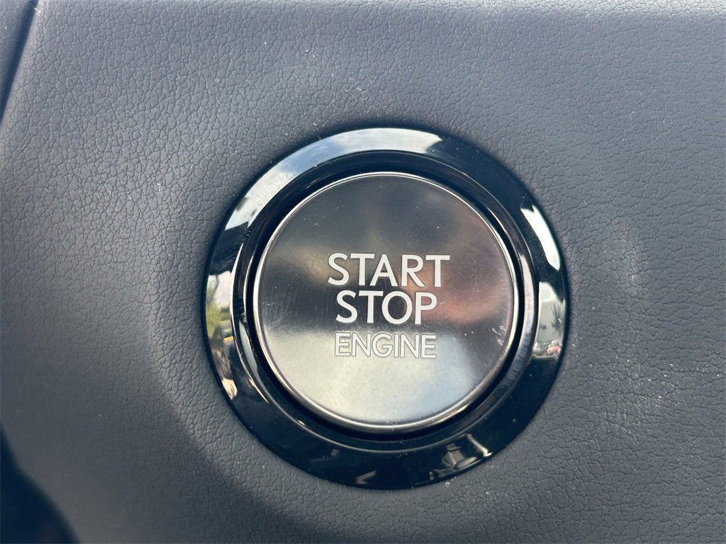 Used 2025 Lexus GX 550 image 29