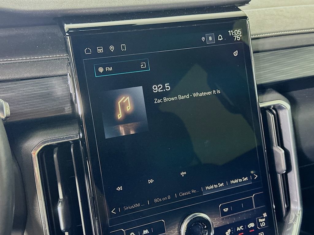 Used 2024 GMC Acadia Elevation w/ Black Edition image 28