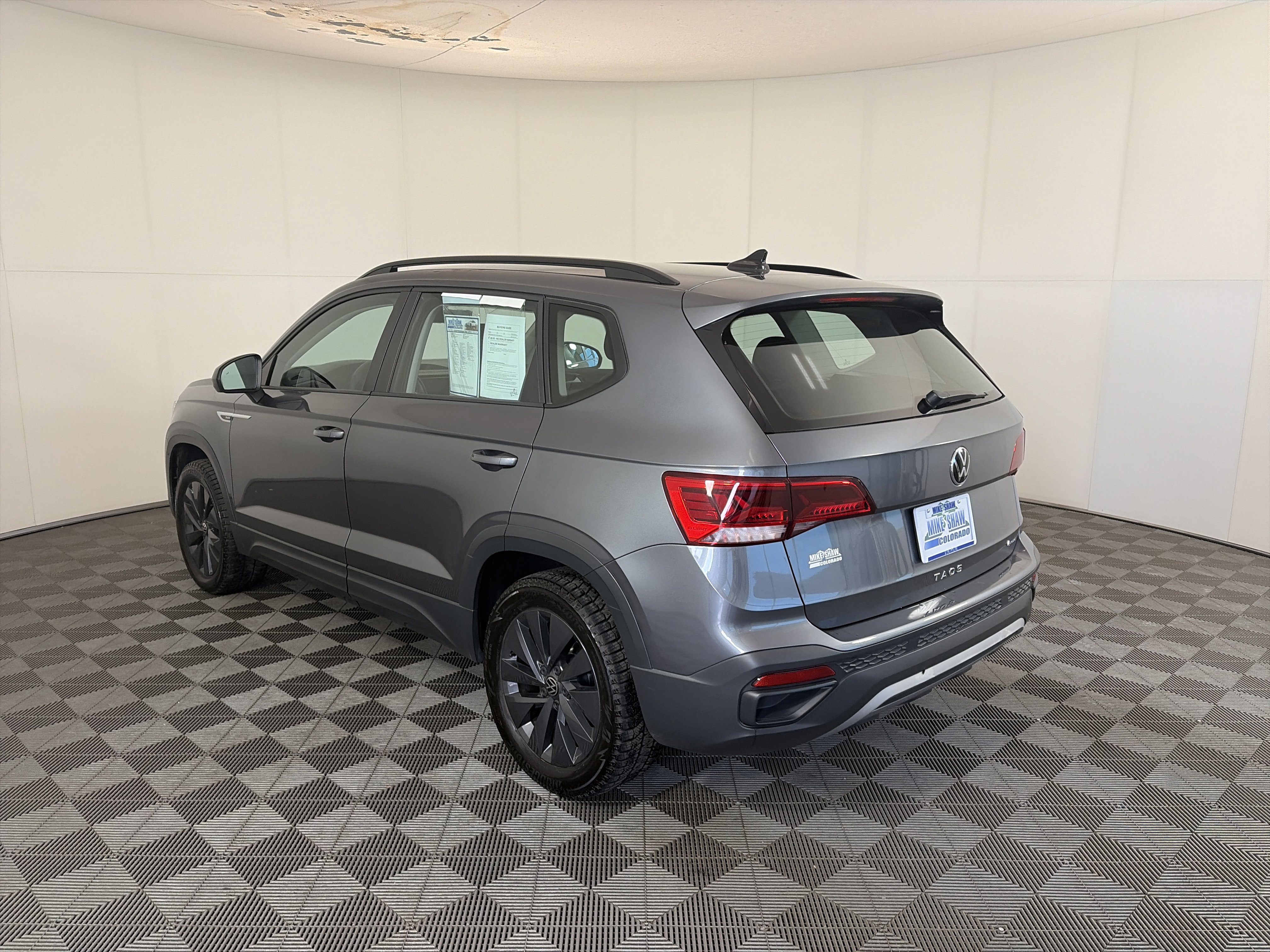 Used 2022 Volkswagen Taos S w/ IQ Drive S Package image 7