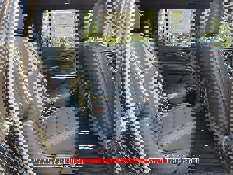 New 2026 Chevrolet Traverse Z71 w/ Enhanced Driving Package image 13