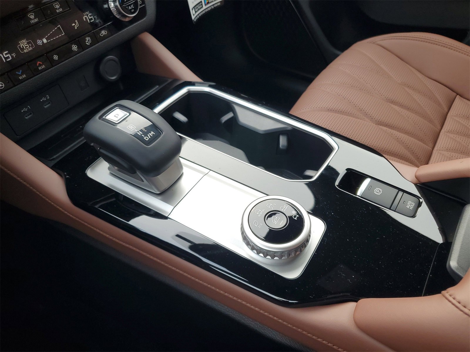 New 2026 Mitsubishi Outlander SEL image 19