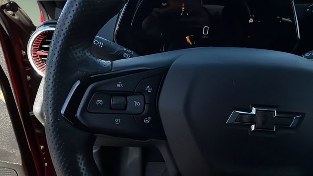 Certified 2024 Chevrolet Trax RS w/ Driver Confidence Package image 16