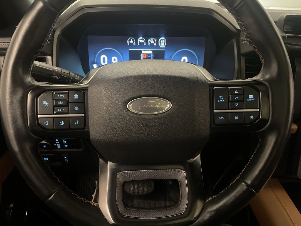 Used 2023 Ford Expedition Platinum image 5