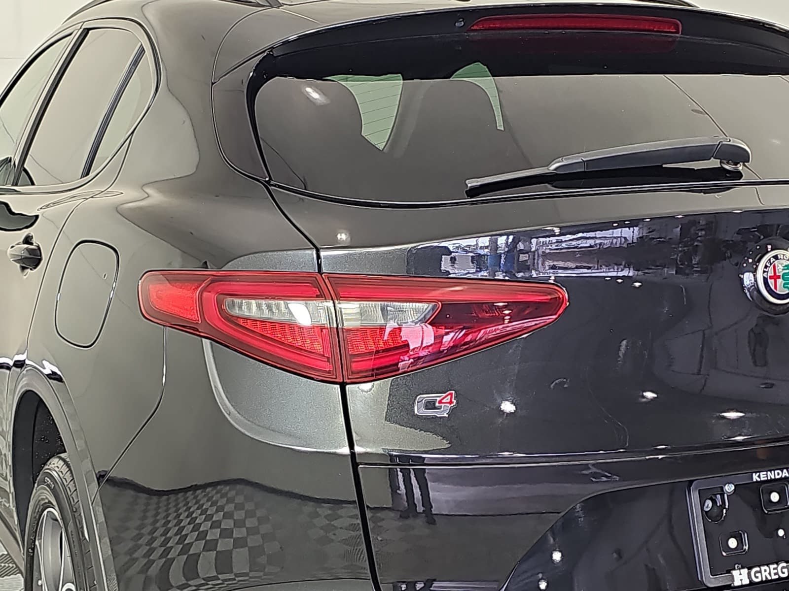 Used 2018 Alfa Romeo Stelvio Sport w/ Quick Order Package 22J Sport AWD/4WD image 30