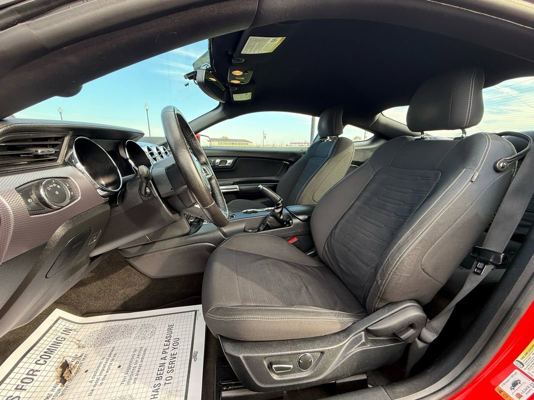 Used 2015 Ford Mustang GT image 8