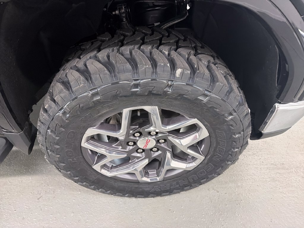 New 2026 GMC Sierra 1500 SLT w/ SLT Premium Plus Package AWD/4WD image 4