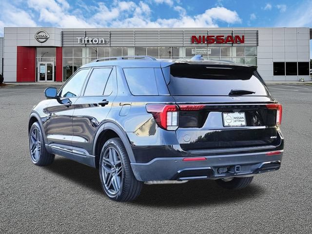 Used 2025 Ford Explorer ST-Line w/ ST-Line Street Pack AWD/4WD image 6