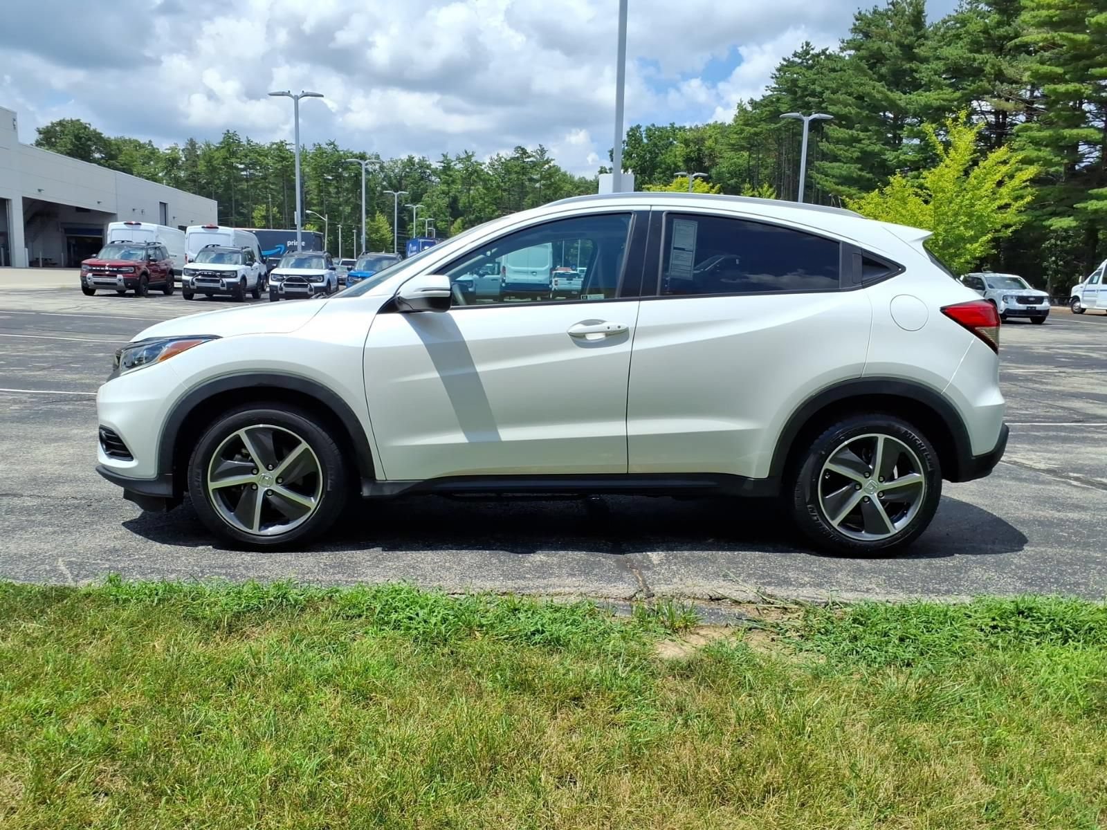 Used 2022 Honda HR-V EX image 6