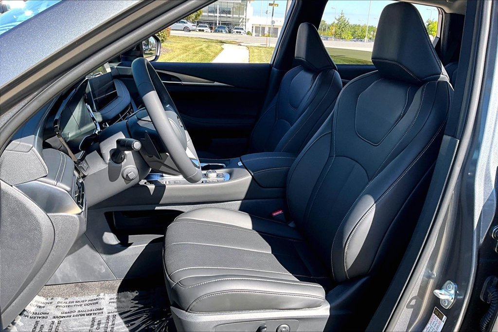 New 2027 INFINITI QX60 Luxe FWD image 9