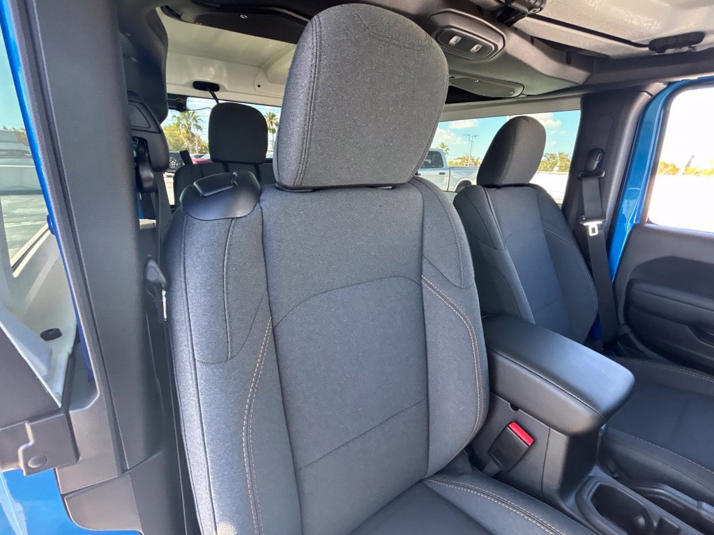 New 2025 Jeep Wrangler Sport AWD/4WD image 19
