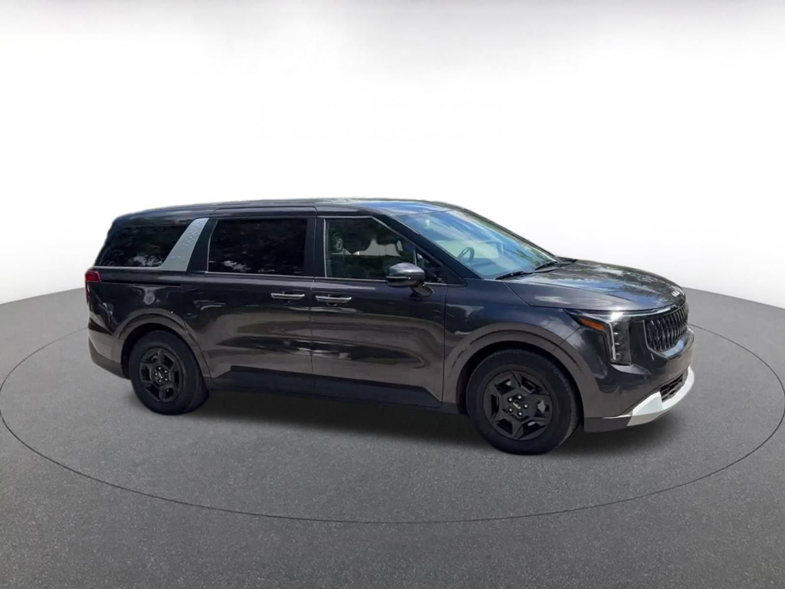 Used 2026 Kia Carnival FWD video 2