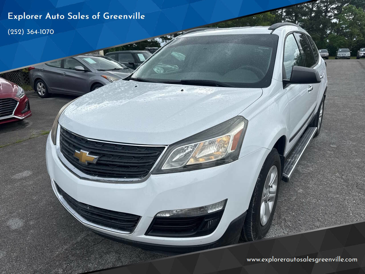 Used 2016 Chevrolet Traverse LS FWD image 1