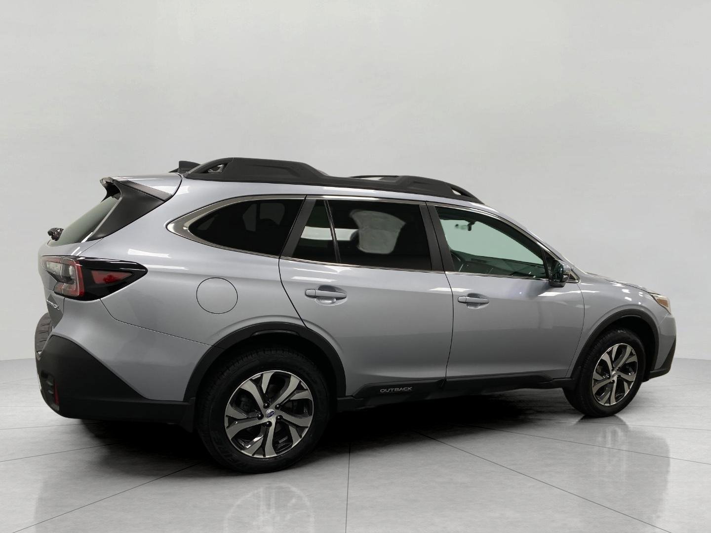 Used 2021 Subaru Outback Limited w/ Popular Package #2 image 3