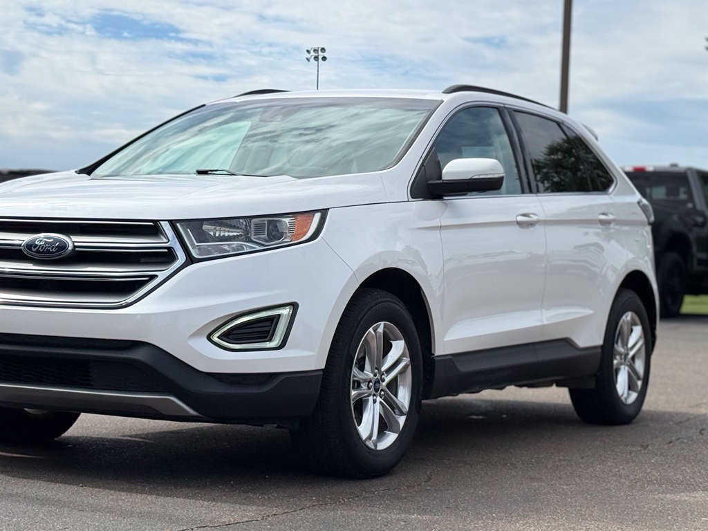 Certified 2018 Ford Edge SEL w/ Equipment Group 201A AWD/4WD image 39