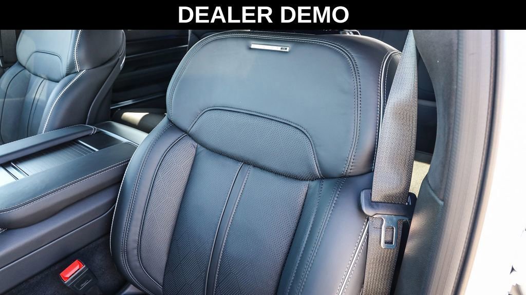 New 2025 Jeep Grand Wagoneer L Series II Obsidian w/ Quick Order Packagew 28T image 24