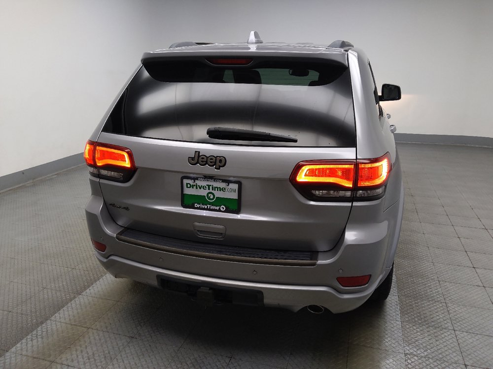 Used 2017 Jeep Grand Cherokee Limited 75th Anniversary AWD/4WD image 9