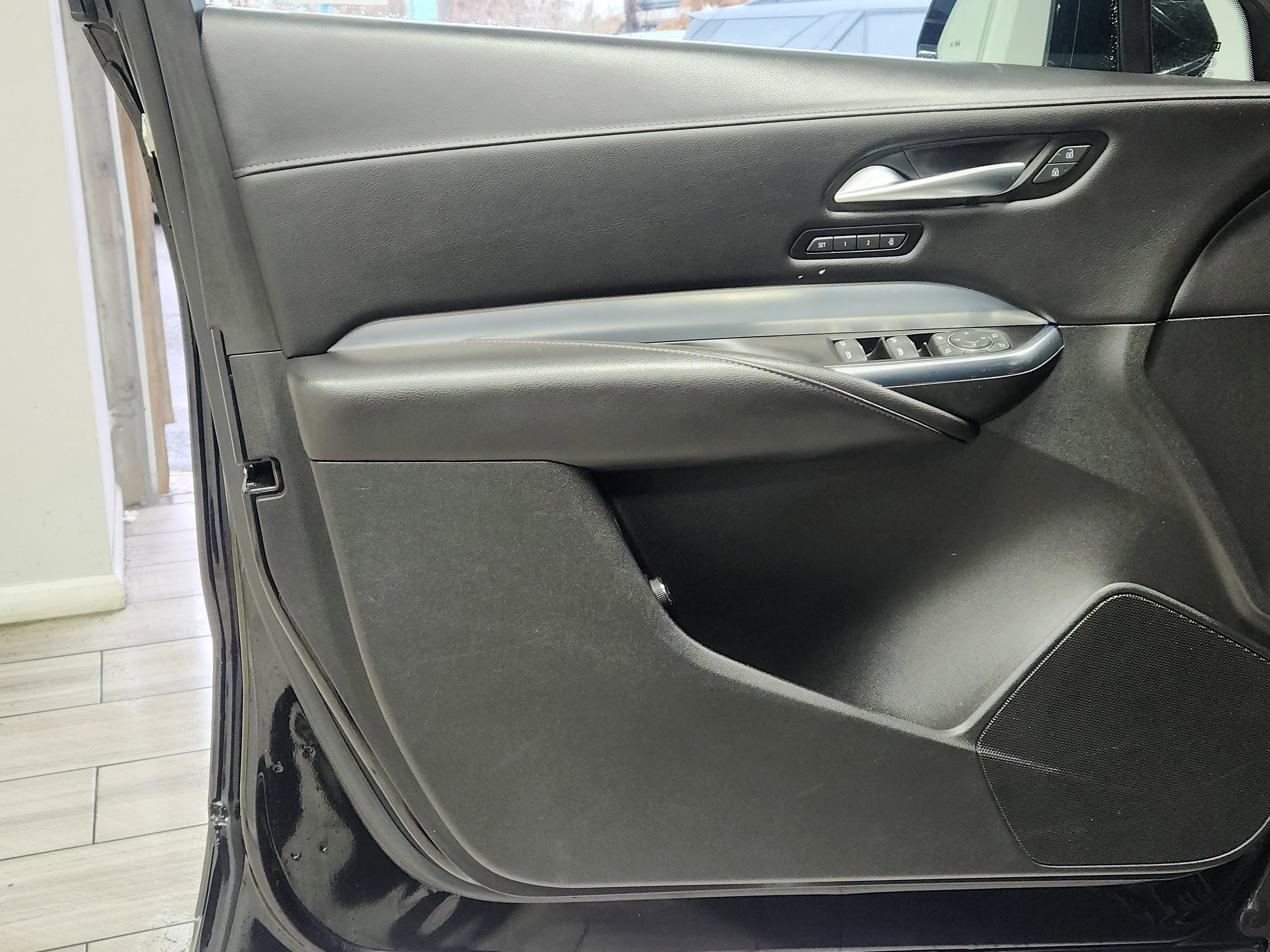 Used 2023 Cadillac XT4 Premium Luxury AWD/4WD image 10