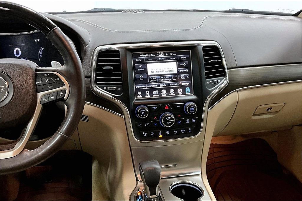 Used 2017 Jeep Grand Cherokee Overland w/ Jeep Active Safety Group image 8
