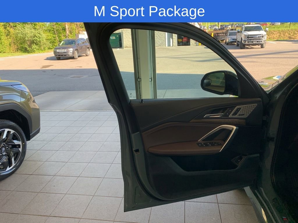 Used 2023 BMW X1 xDrive28i w/ Premium Package AWD/4WD image 11