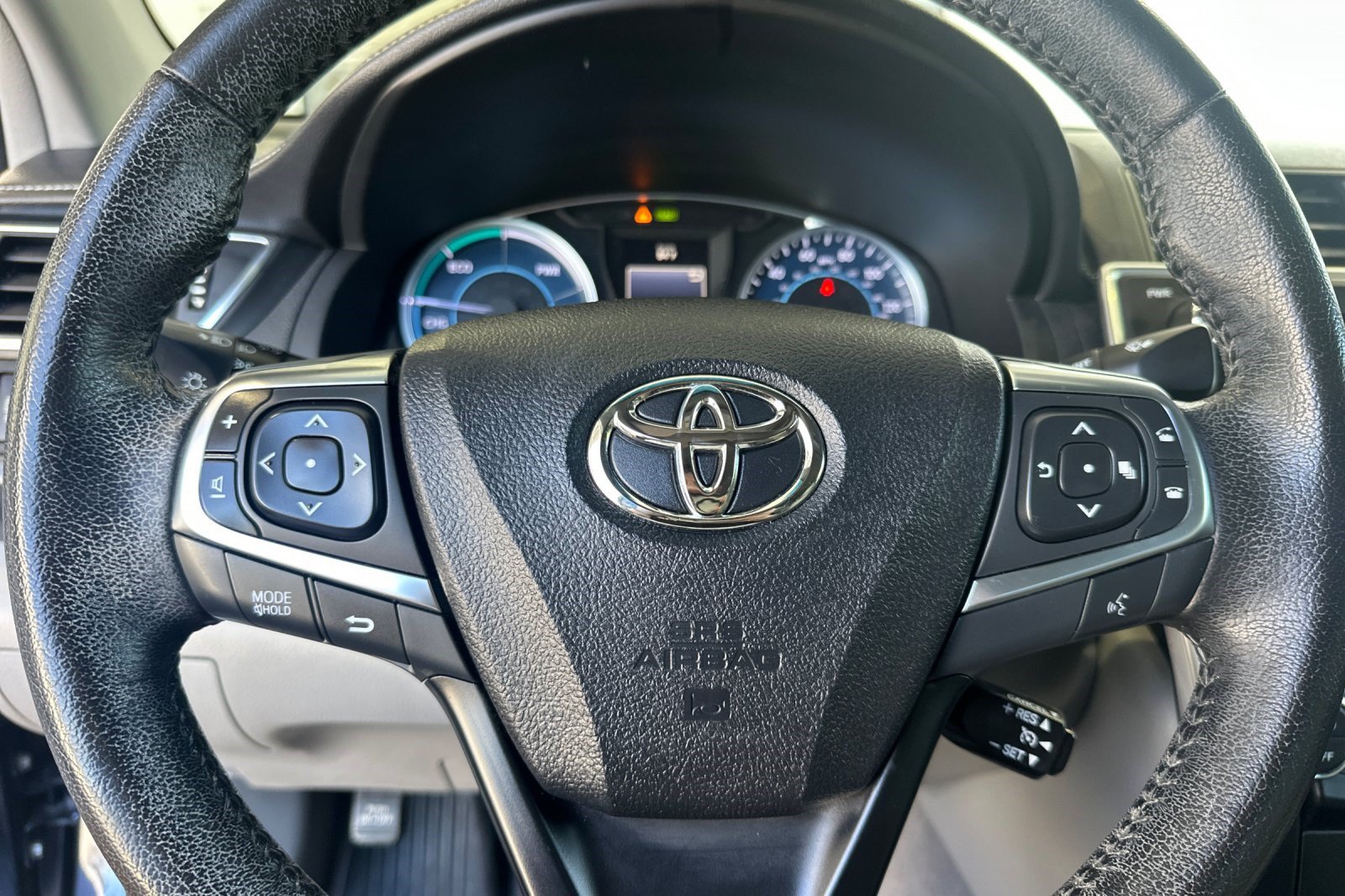Used 2017 Toyota Camry XLE w/ Moonroof Package FWD image 27