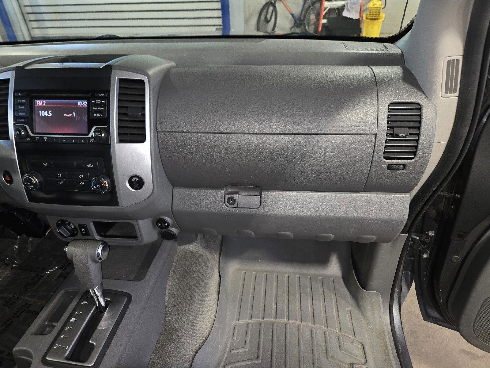 Used 2018 Nissan Frontier SV AWD/4WD image 41
