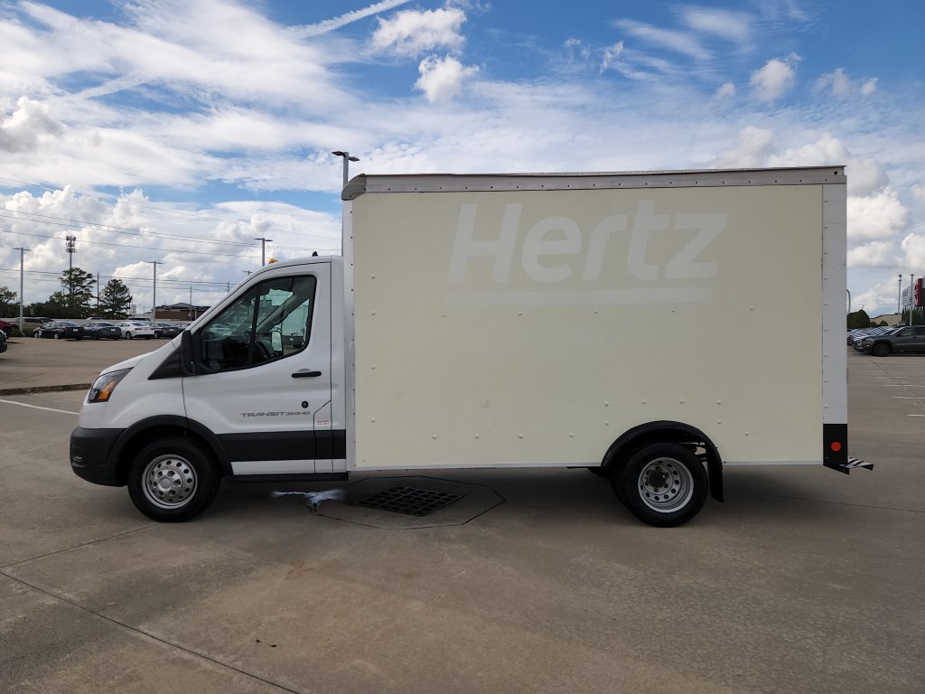 Used 2023 Ford Transit 350 DRW RWD image 8
